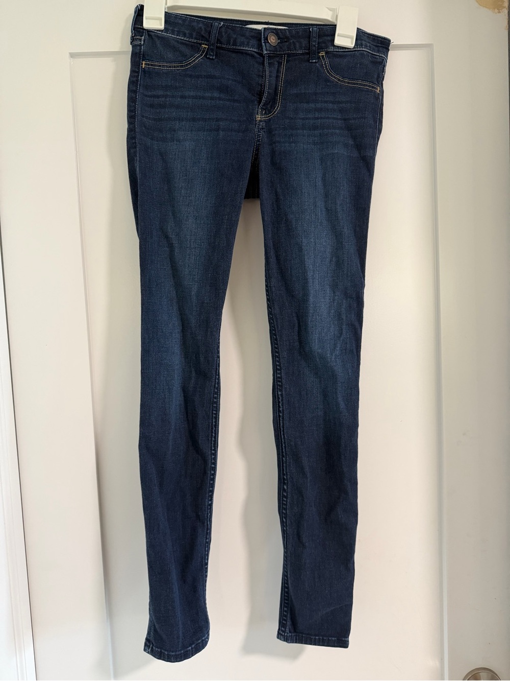 Hollister Skinny Jeans in Dark Blue Indigo